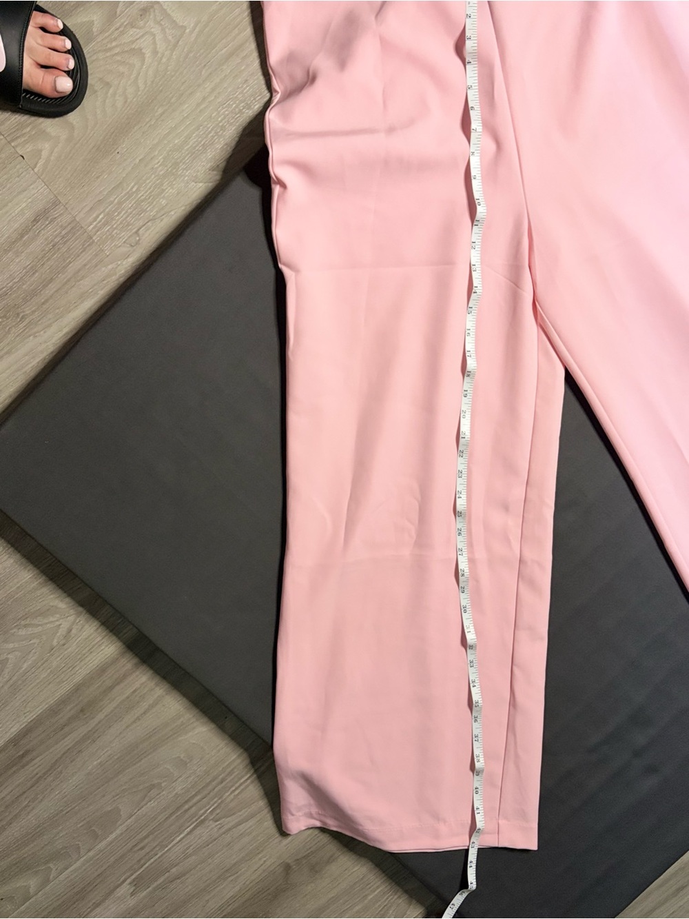 Francesca’s Pink Halter with keyhole Jumpsuit XL Wide Leg Women’s - Picture 3 of 5